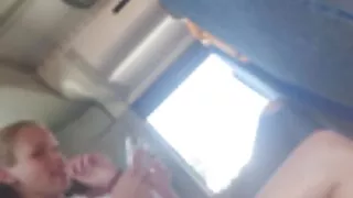 Мужик трахкає в секс відео домашнє жопу дівчиною за викликом на Новий рік.