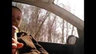 Вчителька дала двом учням свій член порно домашне відео в попку.