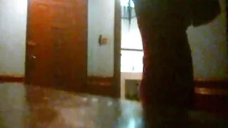Готесса Лідія чорний бере його в порно відео домашне горло.