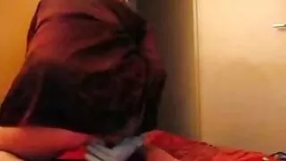 Латина смокче домашне відео порно чорний член.