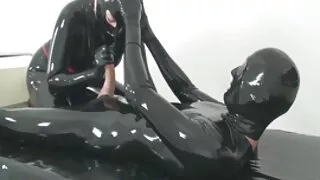 Розвіяв нудьгу Еліс порно домашне відео Вісбі з півнем в промежині.
