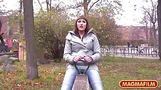 Дівчина здається українське домашне порно на кастинг хардкорного сексу.